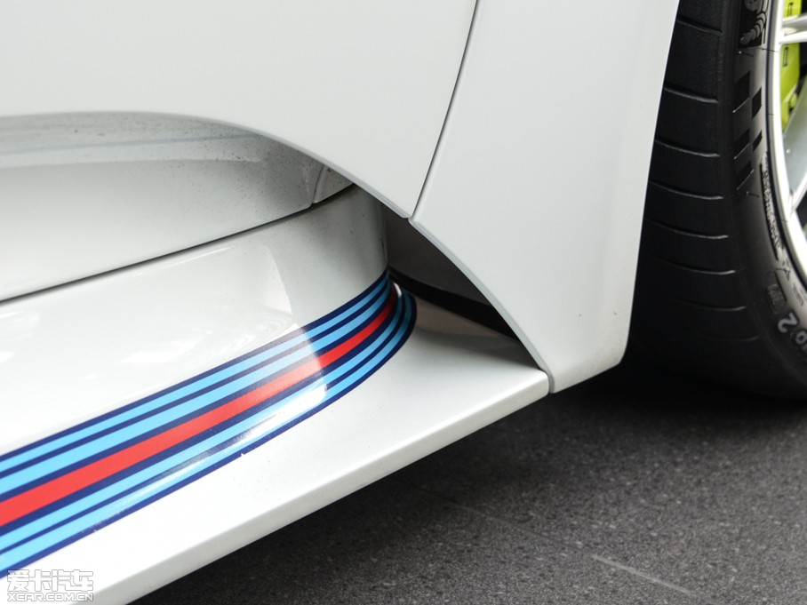 2014r918 Spyder Weissach package