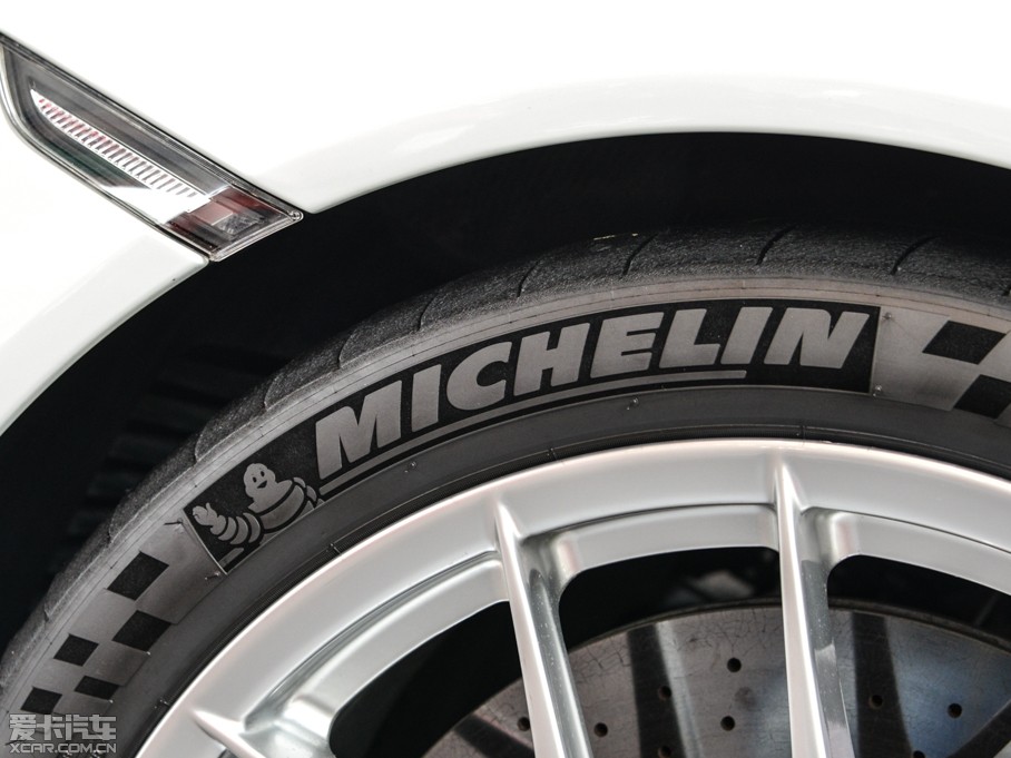 2014r918 Spyder Weissach package