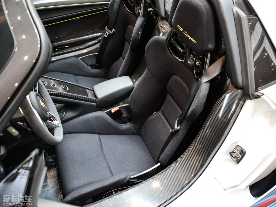 2014r918 Spyder Weissach package