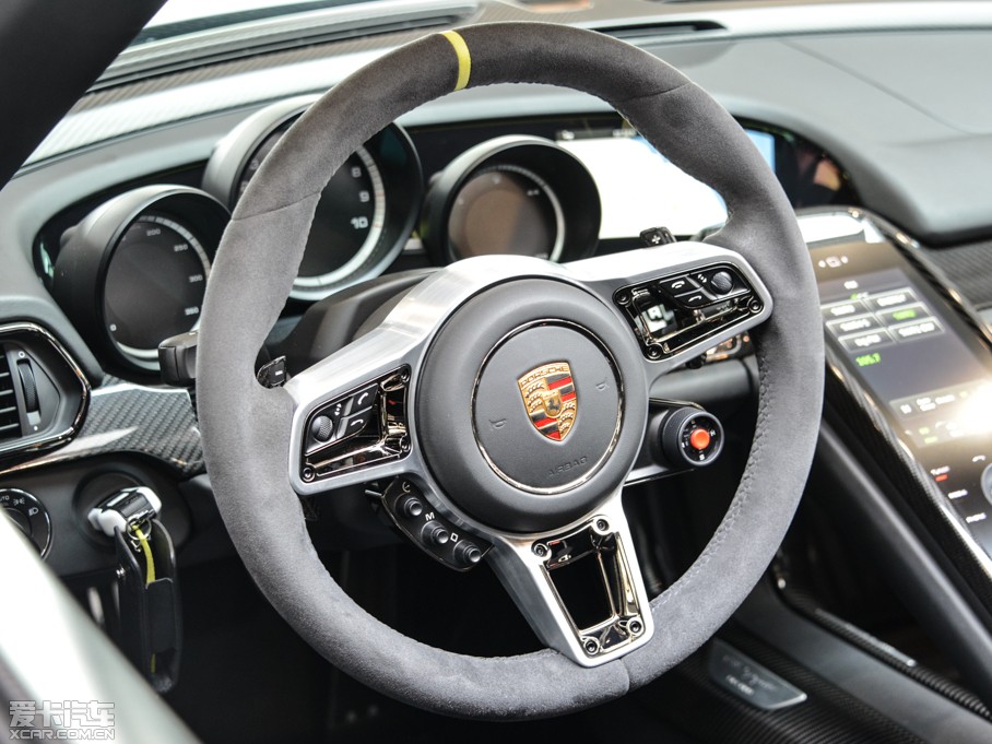 2014r918 Spyder Weissach package