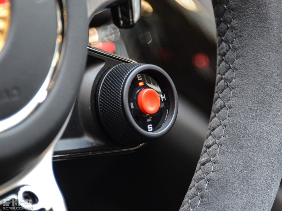 2014r918 Spyder Weissach package