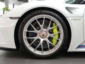 2014Spyder Weissach package ^