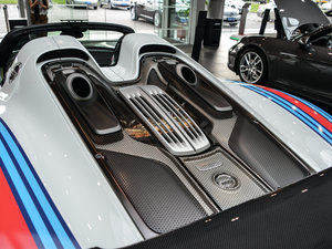 2014Spyder Weissach package ^