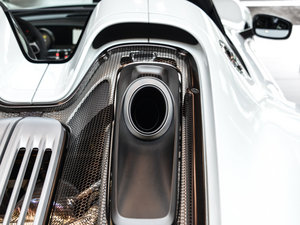 2014Spyder Weissach package ^