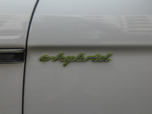 2014S E-Hybrid ^