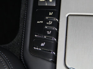 2014S E-Hybrid п؅^