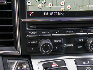 2014S E-Hybrid п؅^(q)