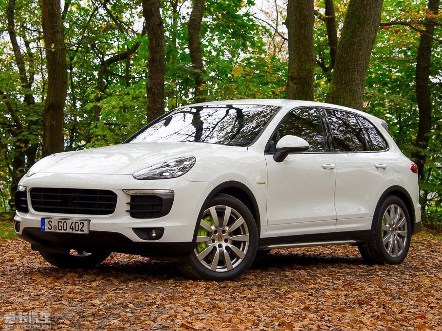 2015CayenneԴ S E-Hybrid