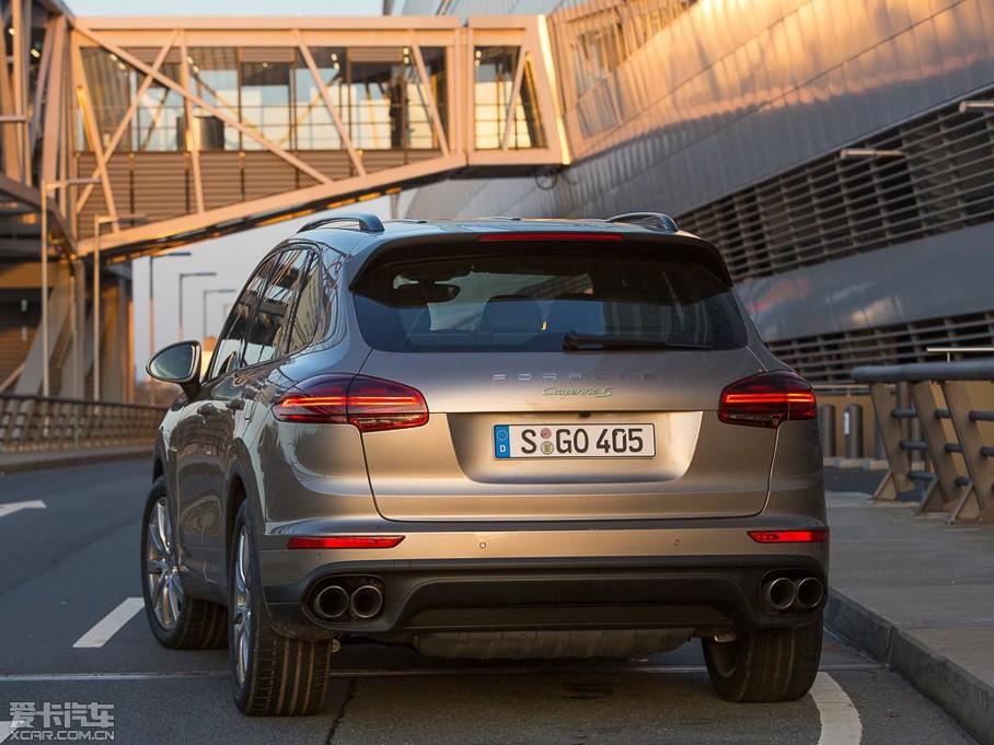 2015CayenneԴ S E-Hybrid