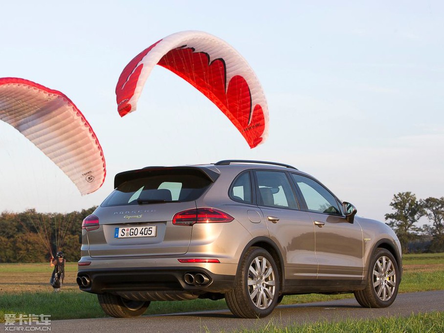 2015CayenneԴ S E-Hybrid