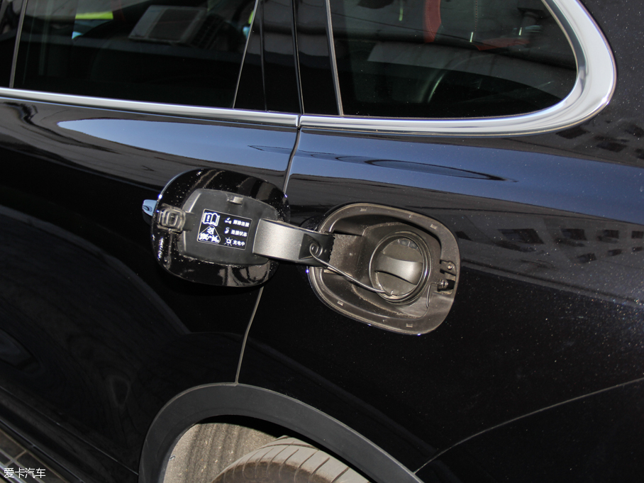 2015CayenneԴ S E-Hybrid