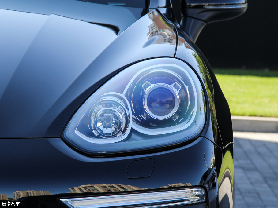 2015CayenneԴ S E-Hybrid