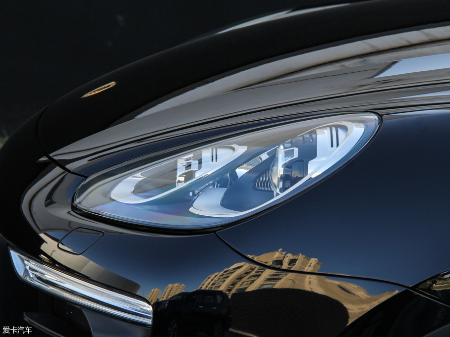 2015CayenneԴ S E-Hybrid