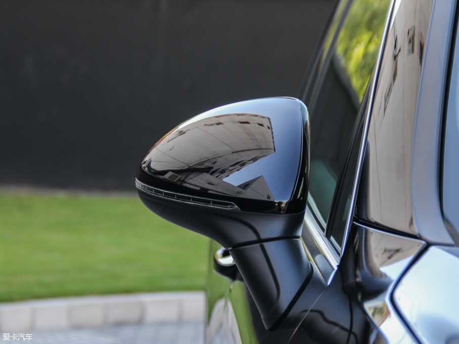 2015CayenneԴ S E-Hybrid