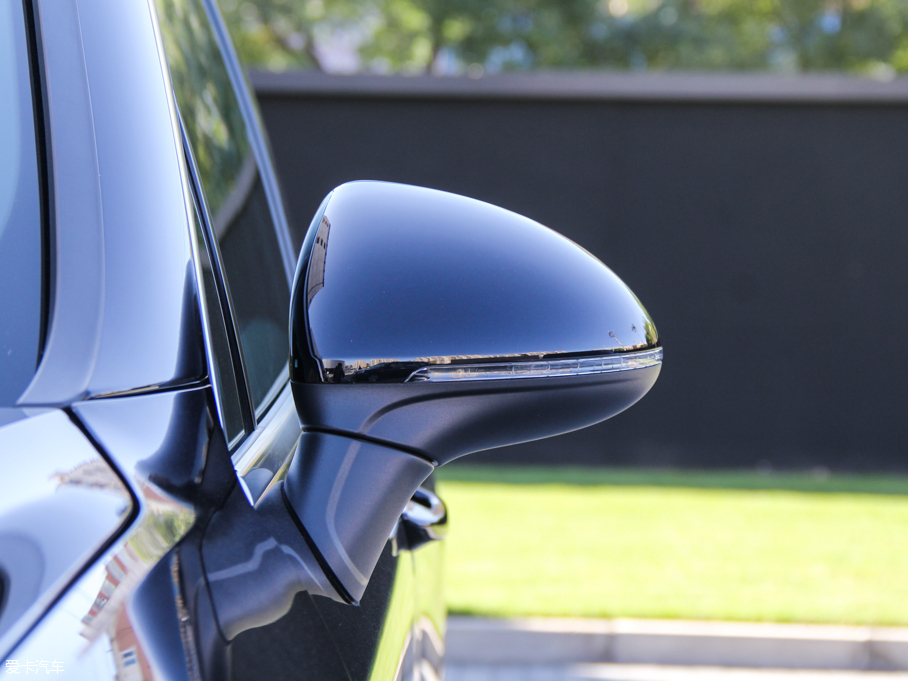 2015CayenneԴ S E-Hybrid