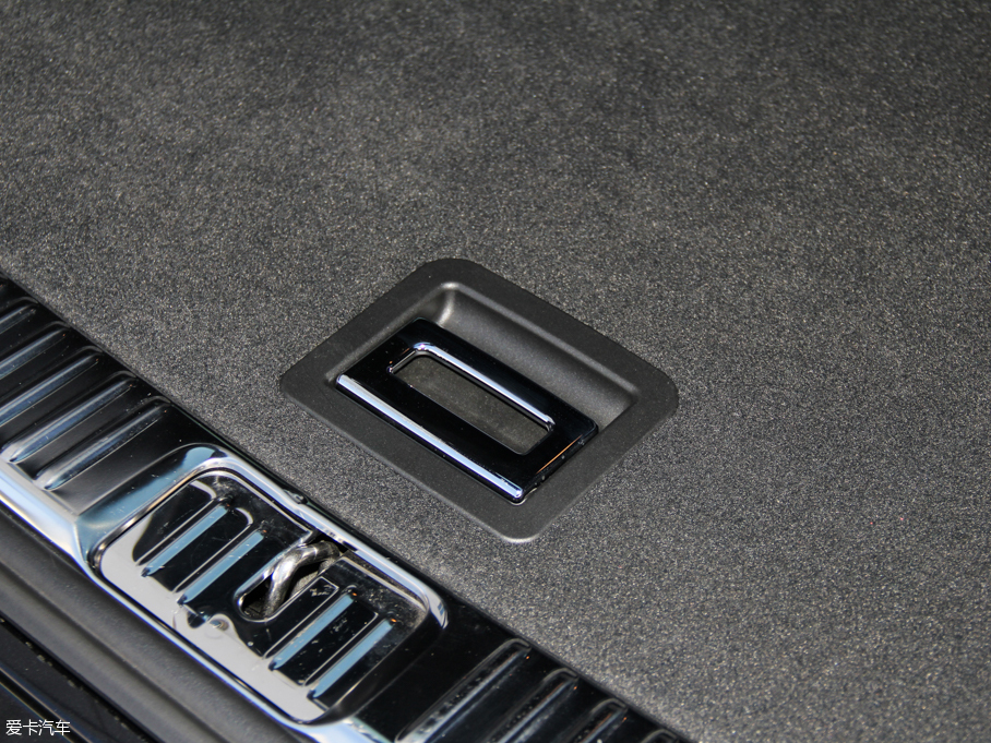 2015CayenneԴ S E-Hybrid