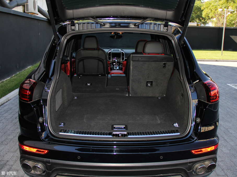 2015CayenneԴ S E-Hybrid