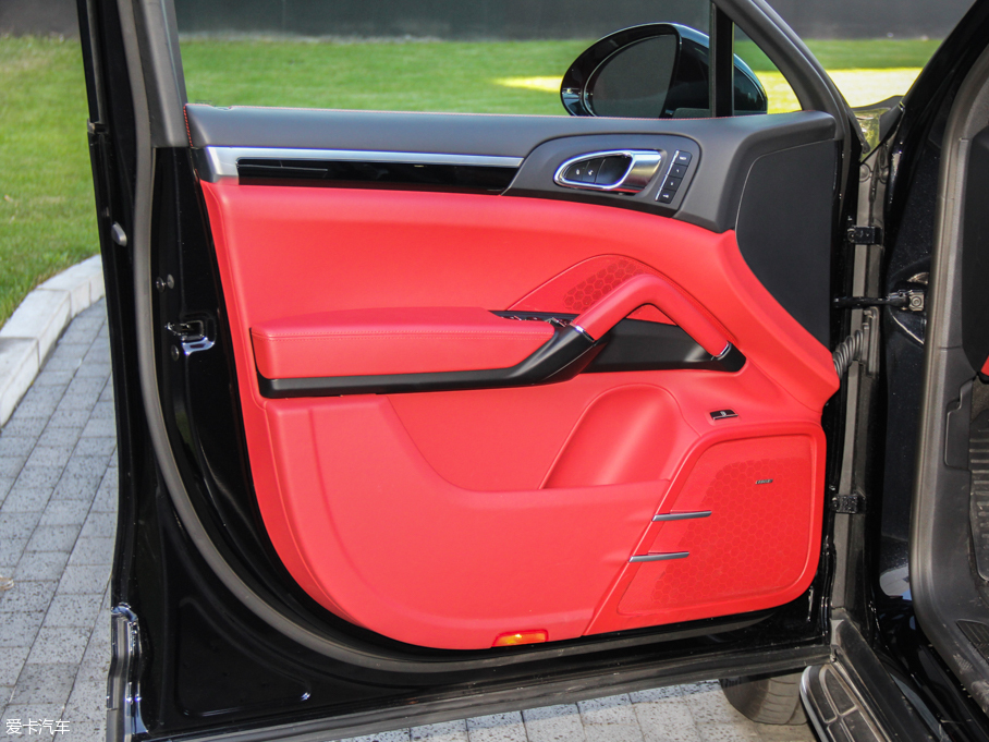 2015CayenneԴ S E-Hybrid