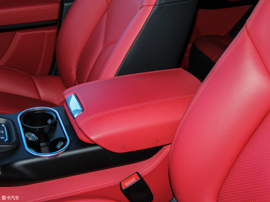 2015CayenneԴ S E-Hybrid