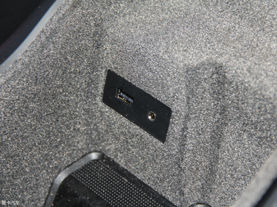 2015CayenneԴ S E-Hybrid