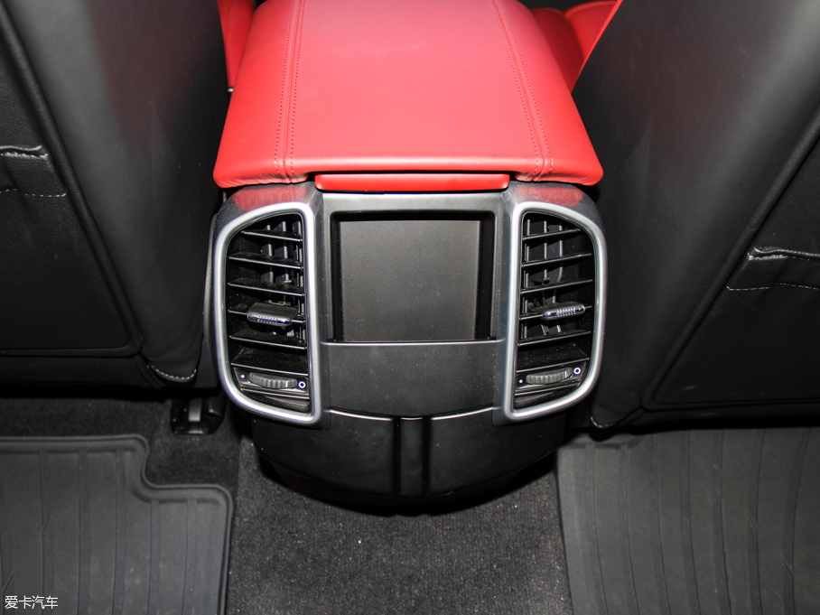 2015CayenneԴ S E-Hybrid