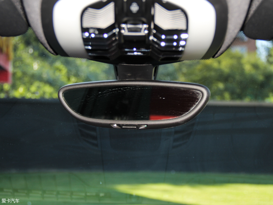 2015CayenneԴ S E-Hybrid