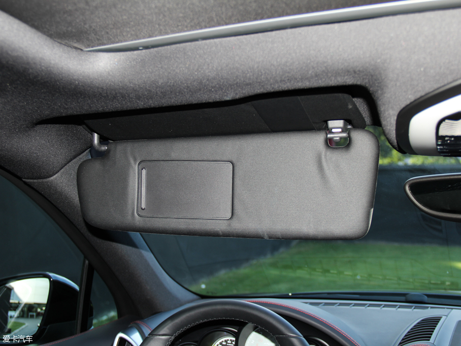 2015CayenneԴ S E-Hybrid