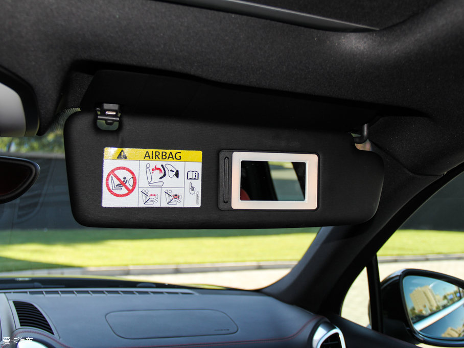 2015CayenneԴ S E-Hybrid