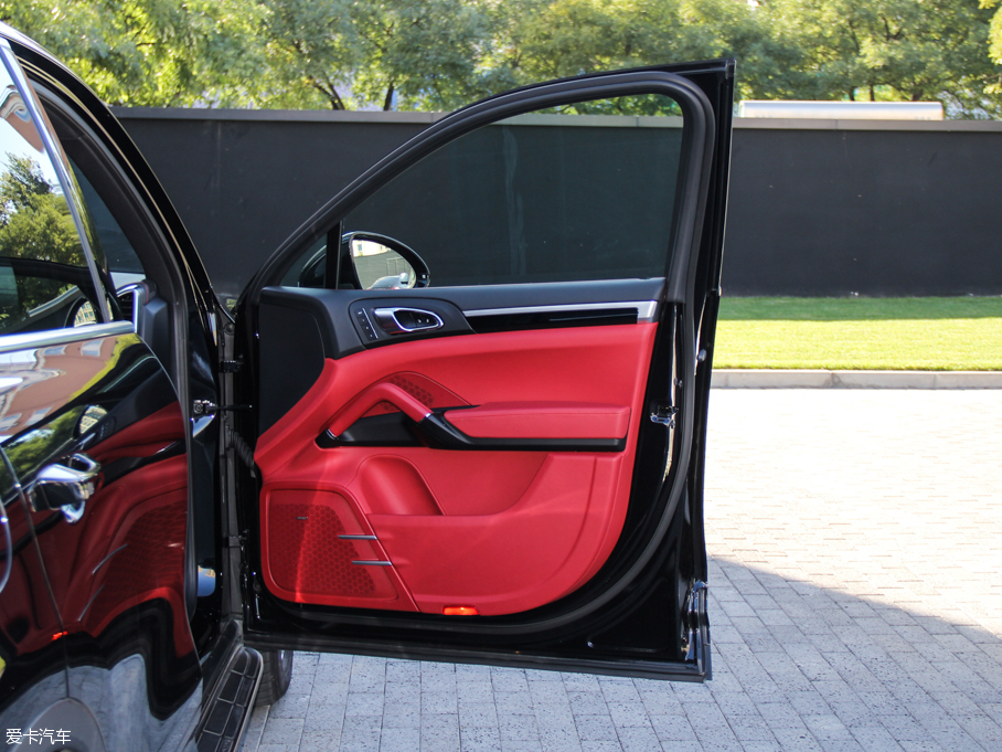 2015CayenneԴ S E-Hybrid