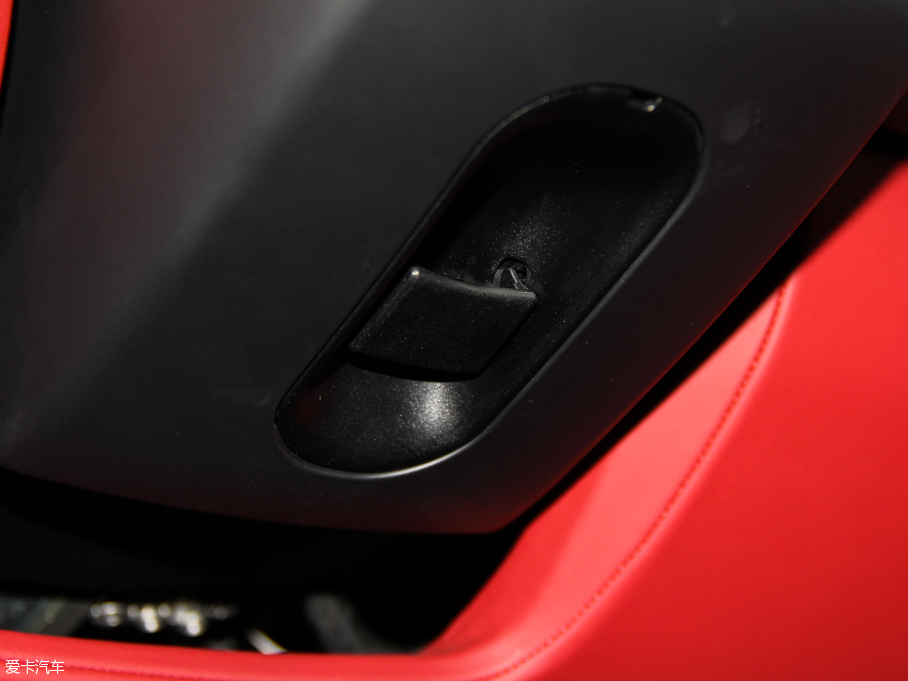 2015CayenneԴ S E-Hybrid