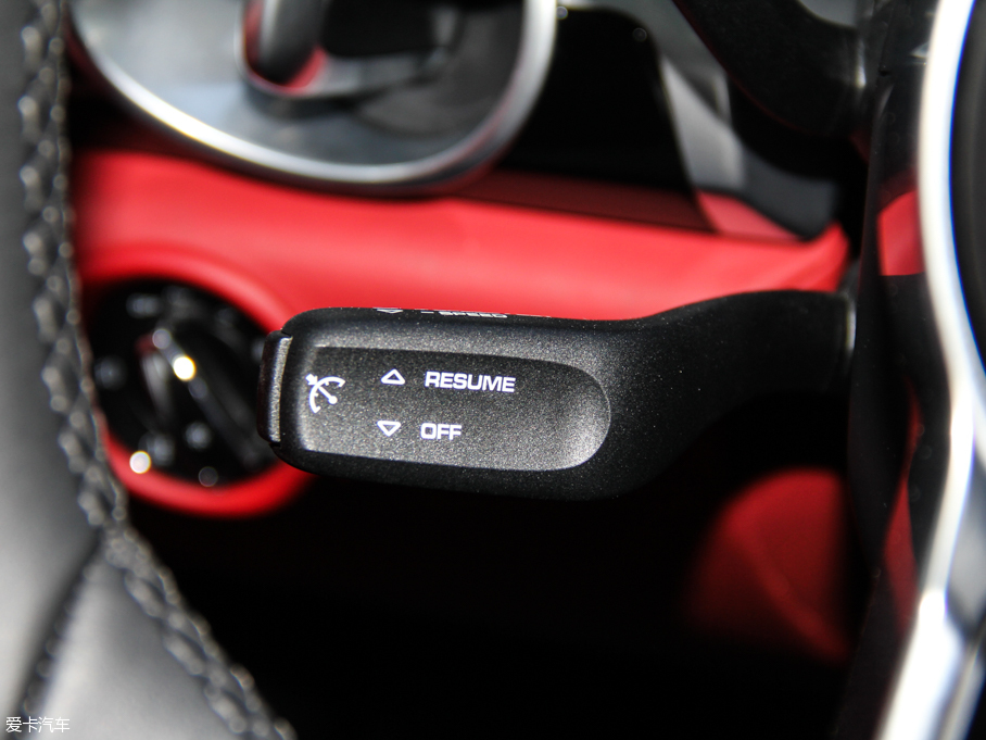 2015CayenneԴ S E-Hybrid