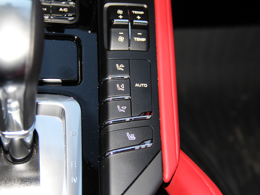 2015CayenneԴ S E-Hybrid