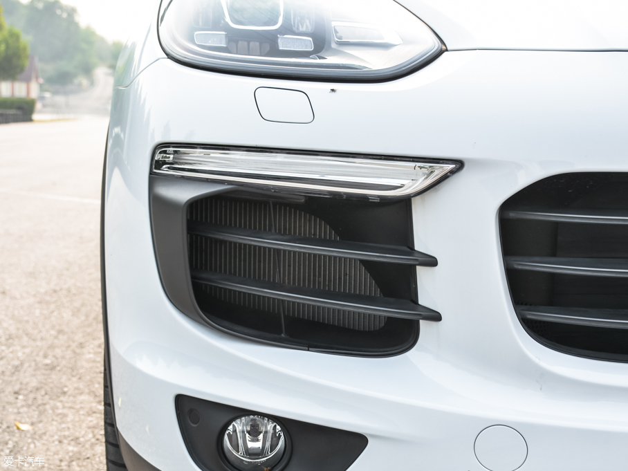 2015CayenneԴ S E-Hybrid