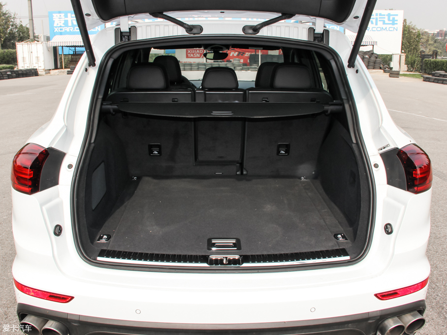 2015CayenneԴ S E-Hybrid