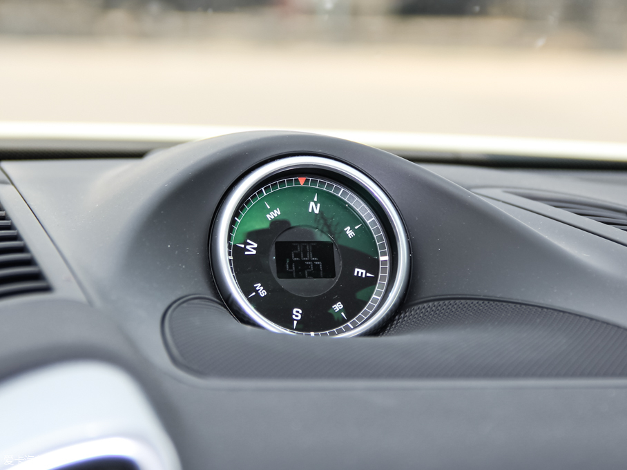 2015CayenneԴ S E-Hybrid