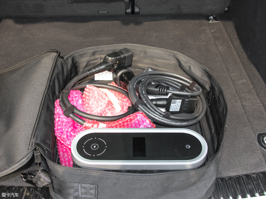 2015CayenneԴ S E-Hybrid