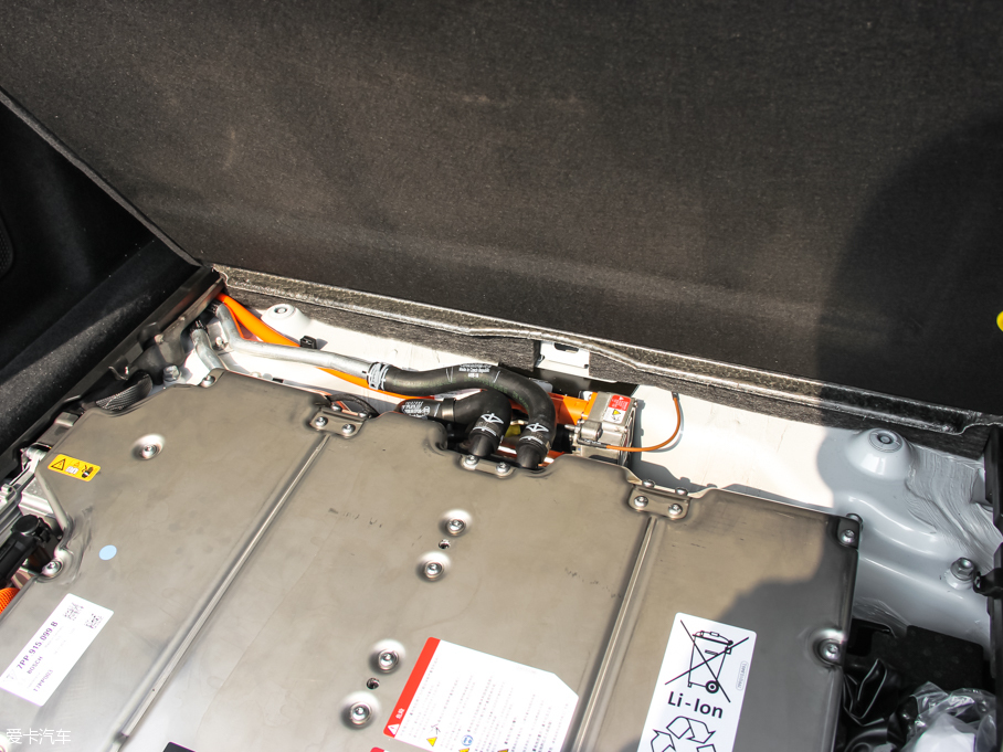 2015CayenneԴ S E-Hybrid