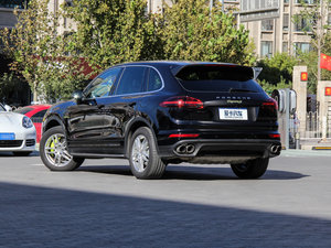 2015款S E-Hybrid 左后45度