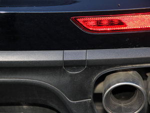 2015S E-Hybrid (x)(ji)^