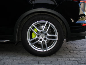 2015S E-Hybrid (x)(ji)^