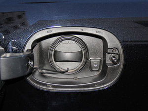 2015S E-Hybrid (x)(ji)^