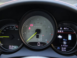 2015S E-Hybrid п؅^