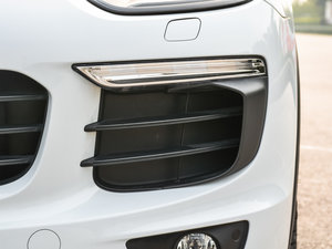 2015S E-Hybrid (x)(ji)^