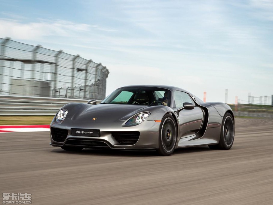 2015r(sh)918 Spyder