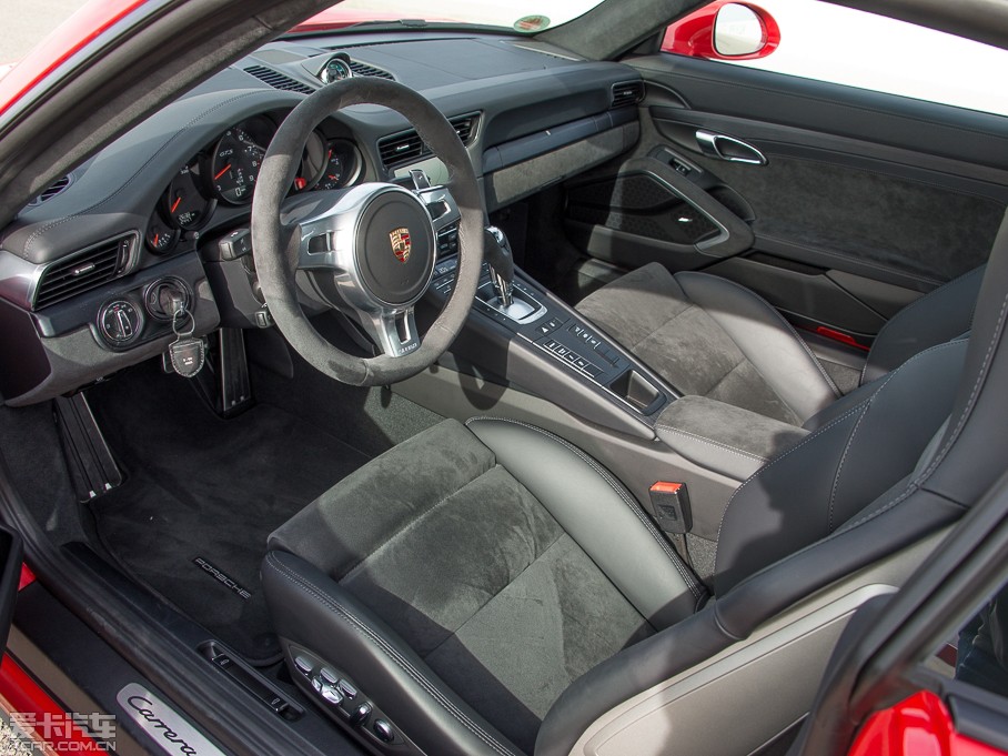 2015r911 Carrera GTS