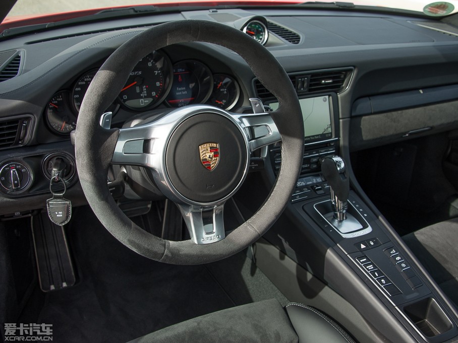 2015r911 Carrera GTS