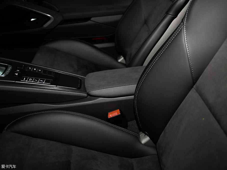 2015r911 Carrera 4 GTS