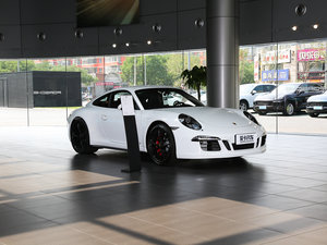 2015Carrera 4 GTS w^