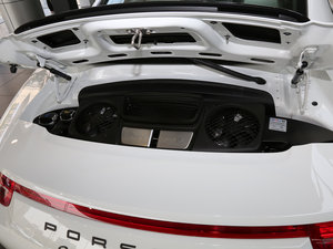 2015Carrera 4 GTS l(f)әC