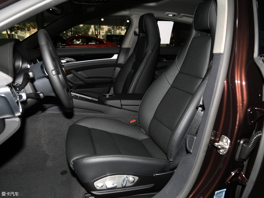 2016Panamera Edition